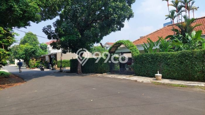 Siap Huni Hunian Elit 4 Kamar di Pancoran Dekat ke Mana Pun Siap Huni Hunian Elit 4 Kamar di Pancoran Dekat ke Mana Pun