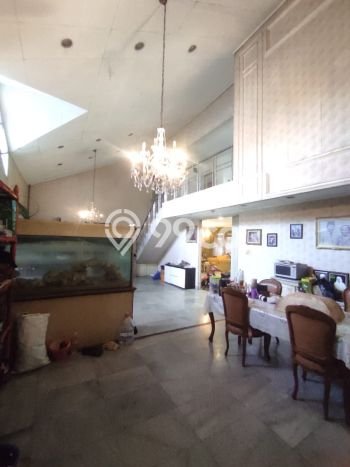 Jual Rumah Luas Megah Dengan View Cantik di Bintaro, Tangerang Selatan Jual Rumah Luas Megah Dengan View Cantik di Bintaro, Tangerang Selatan