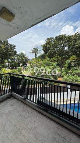 Hunian Mewah LB 250m2 Siap Pakai Desain Elegan di BSD, Tangerang Hunian Mewah LB 250m2 Siap Pakai Desain Elegan di BSD, Tangerang