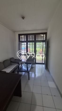 Rumah Elit Modern Tanpa Renovasi di Serpong Villa Melati Mas Tangerang Selatan Rumah Elit Modern Tanpa Renovasi di Serpong Villa Melati Mas Tangerang Selatan