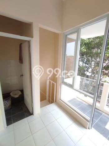 DIJUAL CEPAT! Rumah Minimalis di Bintaro, Tangerang Selatan, LT 100m² LB 111m² Bisa Nego! DIJUAL CEPAT! Rumah Minimalis di Bintaro, Tangerang Selatan, LT 100m² LB 111m² Bisa Nego!