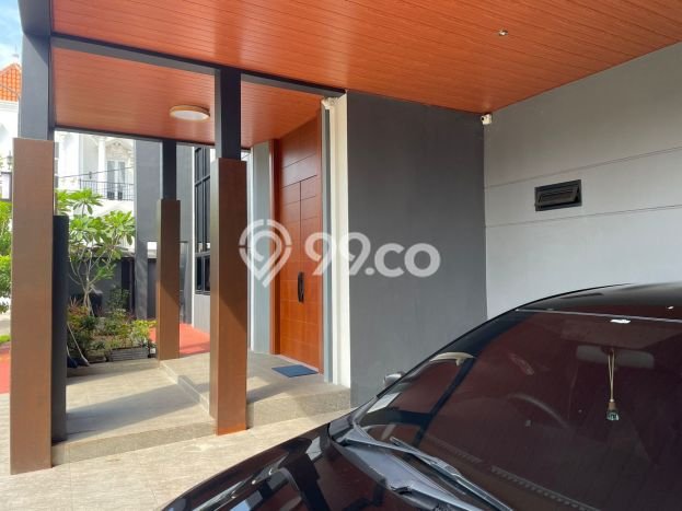 Rumah Elit Modern Siap Huni di Graha Raya Tangerang Selatan Rumah Elit Modern Siap Huni di Graha Raya Tangerang Selatan