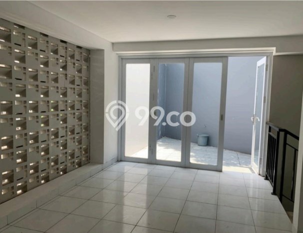 Dijual Rumah Premium dengan Fasilitas Sekitar Komplit di BSD, Tangerang Selatan Dijual Rumah Premium dengan Fasilitas Sekitar Komplit di BSD, Tangerang Selatan