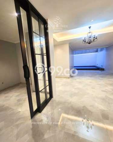 Dijual Rumah Luas Elegan Dengan View Eksklusif di Bintaro, Tangerang Selatan Dijual Rumah Luas Elegan Dengan View Eksklusif di Bintaro, Tangerang Selatan