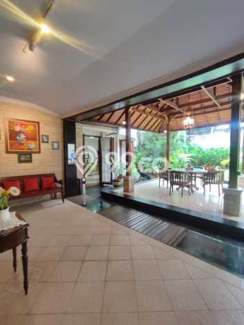 Ready to Use! Premium House LT 770m2 Desain Modern di Bintaro Ready to Use! Premium House LT 770m2 Desain Modern di Bintaro