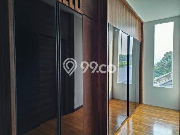 For Sale! Premium House LT 326m2 Desain Elegan di Kemang For Sale! Premium House LT 326m2 Desain Elegan di Kemang