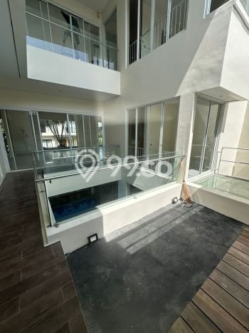 Dijual Rumah Luas Megah Dengan View Cantik di Bintaro, Tangerang Selatan Dijual Rumah Luas Megah Dengan View Cantik di Bintaro, Tangerang Selatan