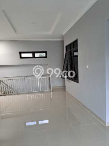 Jarang Ada! Rumah Sewa 4 Kamar Bagus Siap Huni Graha Raya Jarang Ada! Rumah Sewa 4 Kamar Bagus Siap Huni Graha Raya