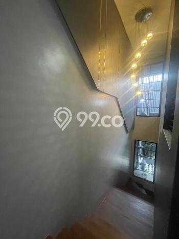 Rumah Elit Modern Siap Huni di Graha Raya Tangerang Selatan Rumah Elit Modern Siap Huni di Graha Raya Tangerang Selatan