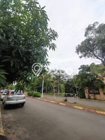 Rumah LT 120m² Fully Furnished di Lokasi Prestisius Graha Raya, Tangerang Selatan Rumah LT 120m² Fully Furnished di Lokasi Prestisius Graha Raya, Tangerang Selatan
