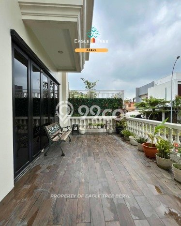 Siap Huni Hunian Elit 5 Kamar di BSD Dekat ke Mana Pun Siap Huni Hunian Elit 5 Kamar di BSD Dekat ke Mana Pun