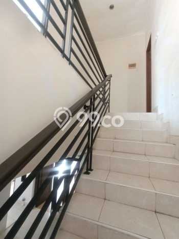 Rumah Minimalis 3 Kamar LT 135m2 di Graha Raya Rumah Minimalis 3 Kamar LT 135m2 di Graha Raya