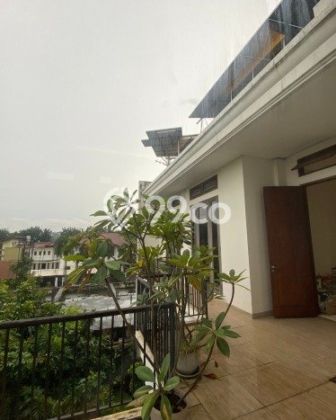 Rumah Elit Modern Tanpa Renovasi di Bintaro Tangerang Selatan Rumah Elit Modern Tanpa Renovasi di Bintaro Tangerang Selatan