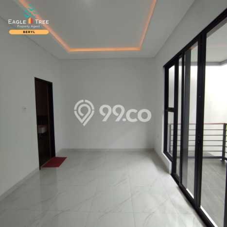 Jual Rumah Mewah Megah Dengan View Cantik di Bintaro, Tangerang Selatan Jual Rumah Mewah Megah Dengan View Cantik di Bintaro, Tangerang Selatan