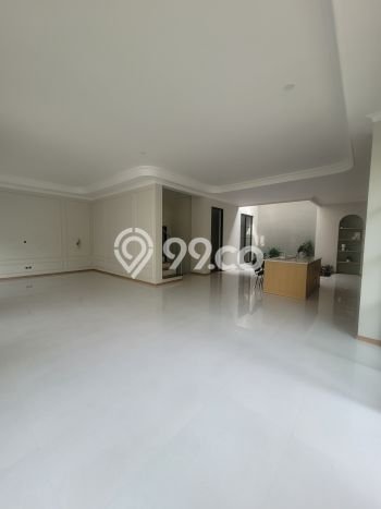 Rumah Eksklusif Dijual LT 220m2 di BSD, Tangerang Selatan Rumah Eksklusif Dijual LT 220m2 di BSD, Tangerang Selatan