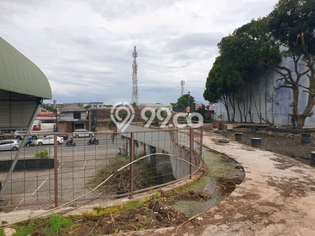 Kantor Dijual di Tangerang LT 2816m2 & LB 1000m2 Lokasi Terbaik! Kantor Dijual di Tangerang LT 2816m2 & LB 1000m2 Lokasi Terbaik!