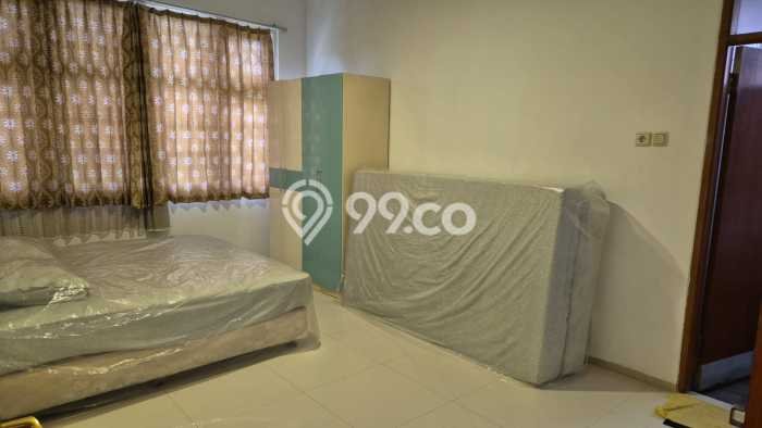 Vila Kawasan Cipanas, Area 200m2m², Dekat Mudah Pusat Kota Vila Kawasan Cipanas, Area 200m2m², Dekat Mudah Pusat Kota