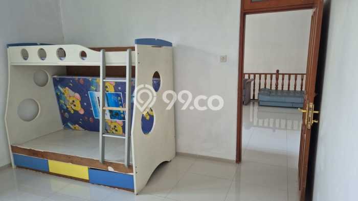 Vila Kawasan Cipanas, Area 200m2m², Dekat Mudah Pusat Kota Vila Kawasan Cipanas, Area 200m2m², Dekat Mudah Pusat Kota