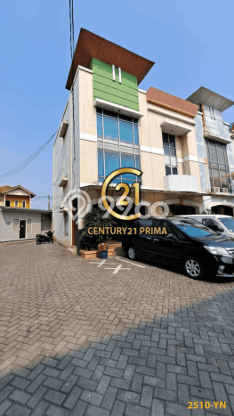 Rumah Elit LB 443m2 Siap Huni Desain Elegan di Bintaro, Tangerang Selatan Rumah Elit LB 443m2 Siap Huni Desain Elegan di Bintaro, Tangerang Selatan
