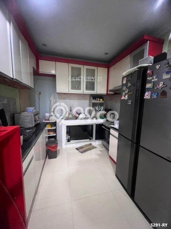 Dijual Rumah 4 Kamar Lokasi Ideal Bagus dan Strategis di Kebayoran Lama Dijual Rumah 4 Kamar Lokasi Ideal Bagus dan Strategis di Kebayoran Lama
