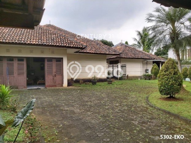 For Sale Rumah Mewah Exclusive di Ciputat, Tangerang Selatan For Sale Rumah Mewah Exclusive di Ciputat, Tangerang Selatan