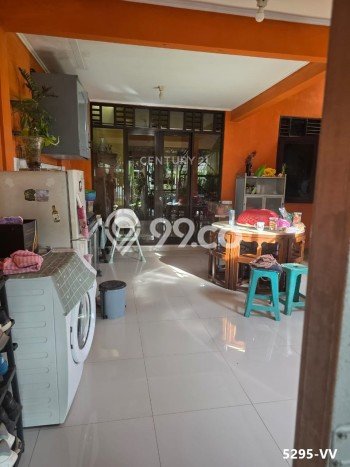 Rumah Luxury Modern Tanpa Renovasi di Bintaro Tangerang Selatan Rumah Luxury Modern Tanpa Renovasi di Bintaro Tangerang Selatan