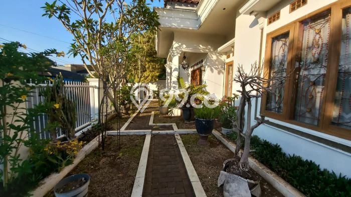 Rumah 7 KT 5 KM di Area , Bandung Rumah 7 KT 5 KM di Area , Bandung