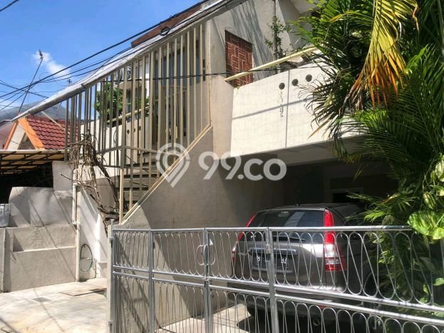 Siap Huni Rumah Mewah 8 Kamar di Senen Dekat ke Mana Pun Siap Huni Rumah Mewah 8 Kamar di Senen Dekat ke Mana Pun