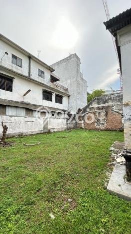 Rumah Strategis di Medan Petisah, 3 KM, Lingkungan Tenang, Luas 580m2m² Bangunan 179m2m² Rumah Strategis di Medan Petisah, 3 KM, Lingkungan Tenang, Luas 580m2m² Bangunan 179m2m²
