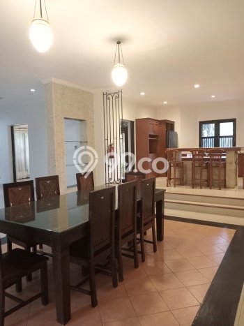 Ready to Use! Premium House LT 800m2 Desain Modern di Kemang Ready to Use! Premium House LT 800m2 Desain Modern di Kemang