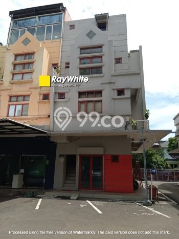 Jual Ruko Strategis di Tanjung Barat, Luas 181m², Jalan Utama, Area Bisnis Jual Ruko Strategis di Tanjung Barat, Luas 181m², Jalan Utama, Area Bisnis