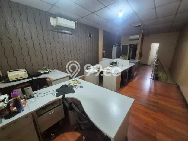 Ruko Usaha Dijual di Pasar Minggu Jakarta Selatan LT 69m2 & LB 195m2 Ruko Usaha Dijual di Pasar Minggu Jakarta Selatan LT 69m2 & LB 195m2