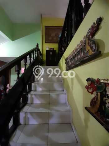 HARGA SPECIAL! Rumah Asri lokasi Cipondoh, Luas 180m² Bangunan 250m² HARGA SPECIAL! Rumah Asri lokasi Cipondoh, Luas 180m² Bangunan 250m²