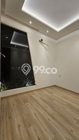 Dijual Rumah Luas Elegan Dengan View Eksklusif di Sunter, Jakarta Utara Dijual Rumah Luas Elegan Dengan View Eksklusif di Sunter, Jakarta Utara