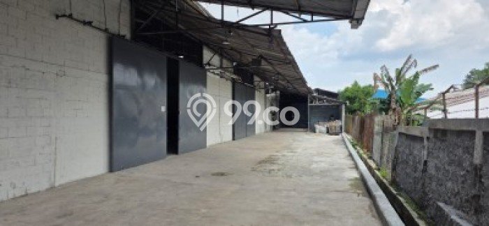 Disewakan Gudang Kawasan Strategis Kawasan Bantar Gebang, Luas 400m², Siap Operasi Disewakan Gudang Kawasan Strategis Kawasan Bantar Gebang, Luas 400m², Siap Operasi