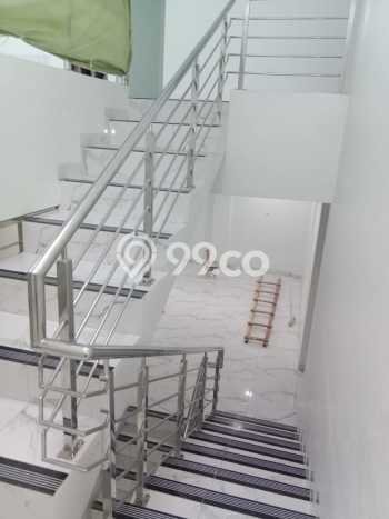 Hunian Cantik Modern Lb 190m2 di Tambora, Jakarta Barat Hunian Cantik Modern Lb 190m2 di Tambora, Jakarta Barat