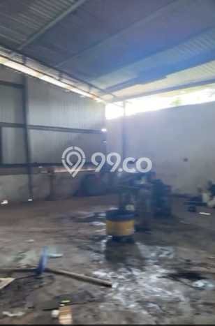 Gudang disewakan lokasi strategis Cengkareng Jakarta Barat 300m2 Gudang disewakan lokasi strategis Cengkareng Jakarta Barat 300m2
