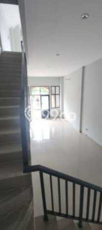 Unit Ruko Dijual di Jakarta Barat LT 63m2 & LB 126m2 Unit Ruko Dijual di Jakarta Barat LT 63m2 & LB 126m2