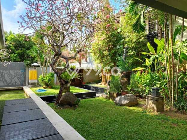 Vila di Kuta Selatan, Area 1100m2m², Akses ke berbagai keperluan Vila di Kuta Selatan, Area 1100m2m², Akses ke berbagai keperluan