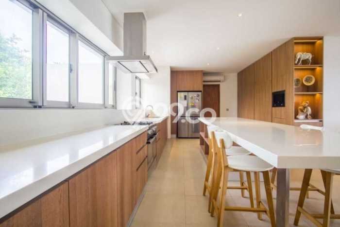 Vila Strategis Kawasan , Ukuran 1800m2m², Lingkungan Asri dan aman Vila Strategis Kawasan , Ukuran 1800m2m², Lingkungan Asri dan aman