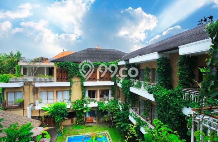 Vila Strategis di , Dimensi 2200m2m², Dekat ke berbagai fasilitas Vila Strategis di , Dimensi 2200m2m², Dekat ke berbagai fasilitas