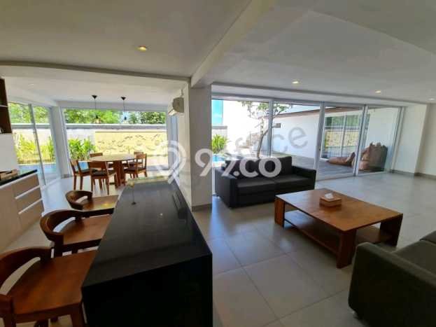 Vila di , Area 405m2m², Dekat Mudah Pusat Kota Vila di , Area 405m2m², Dekat Mudah Pusat Kota