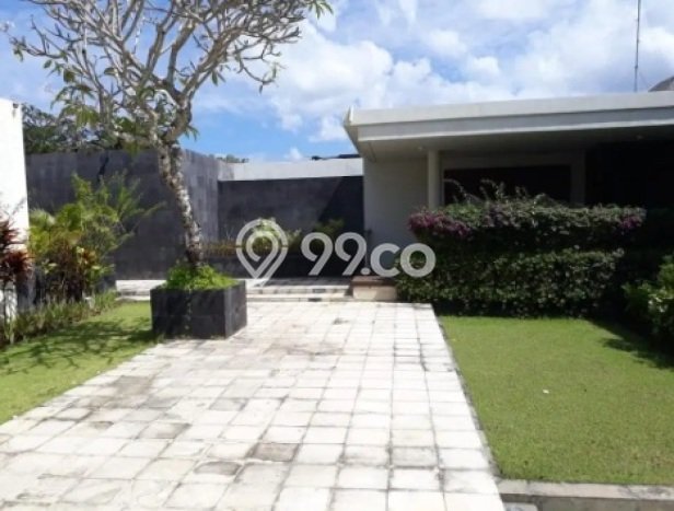 Aset Strategis! Vila Kawasan , Area 1930m2m², Lokasi Premium dengan potensi tinggi Aset Strategis! Vila Kawasan , Area 1930m2m², Lokasi Premium dengan potensi tinggi
