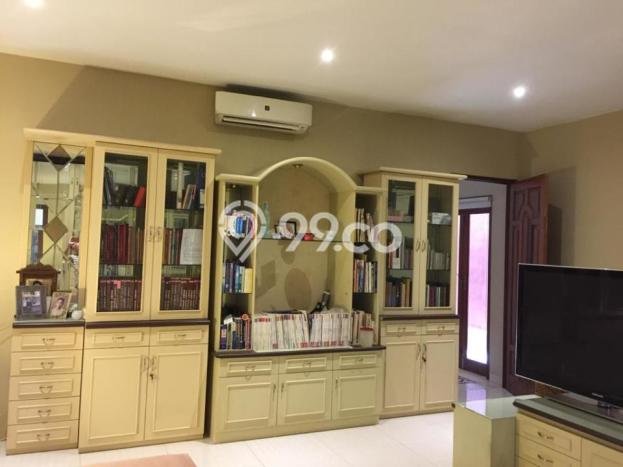 Hunian Elit LB 1175m2 Siap Huni Desain Elegan di Seminyak, Badung Hunian Elit LB 1175m2 Siap Huni Desain Elegan di Seminyak, Badung