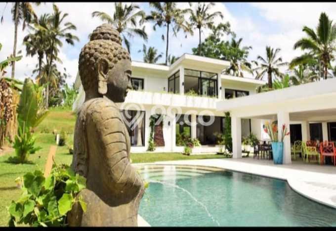 Tersedia Vila Kawasan Gianyar, Dimensi 2500m2m², Lokasi Premium Tersedia Vila Kawasan Gianyar, Dimensi 2500m2m², Lokasi Premium