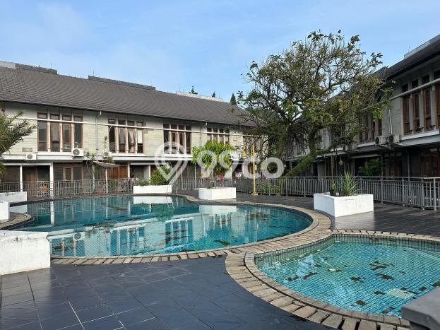 Dijual Rumah Luas Elegan Dengan View Cantik di Pasteur, Bandung Dijual Rumah Luas Elegan Dengan View Cantik di Pasteur, Bandung
