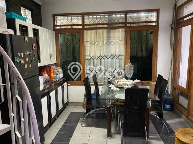 For Sale Rumah 3 Kamar Lokasi Strategis Nyaman dan Strategis di Batununggal For Sale Rumah 3 Kamar Lokasi Strategis Nyaman dan Strategis di Batununggal
