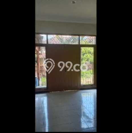 Jual Rumah Mewah Megah Dengan View Eksklusif di Buah Batu, Bandung Jual Rumah Mewah Megah Dengan View Eksklusif di Buah Batu, Bandung