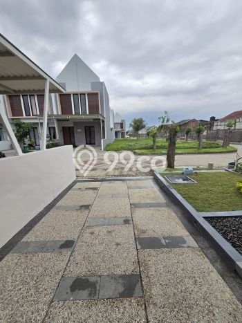 Dijual Rumah Strategis Bagus Punya 2 KT di Sidoarjo Sidoarjo SHM Dijual Rumah Strategis Bagus Punya 2 KT di Sidoarjo Sidoarjo SHM