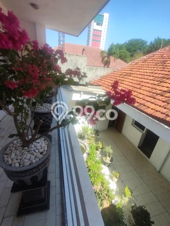 Hunian Eksklusif Siap Huni LT 881m2 di Genteng, Surabaya Hunian Eksklusif Siap Huni LT 881m2 di Genteng, Surabaya